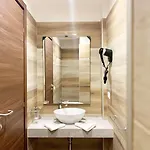 Отель Fiorino 3*
